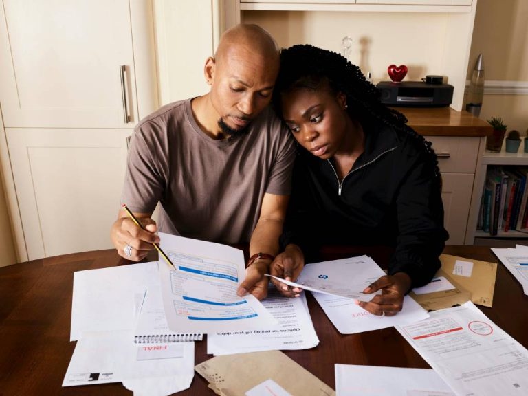 Le droit au compte pour les personnes interdites bancaires